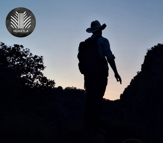 SENDERO NOCTURNO